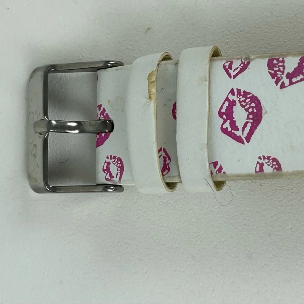 2018 King Features Syndicate 'Betty Boop' White and Pink Kiss Watch, w/ dangles